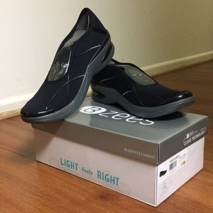 Bzees walking shoe/sneaker